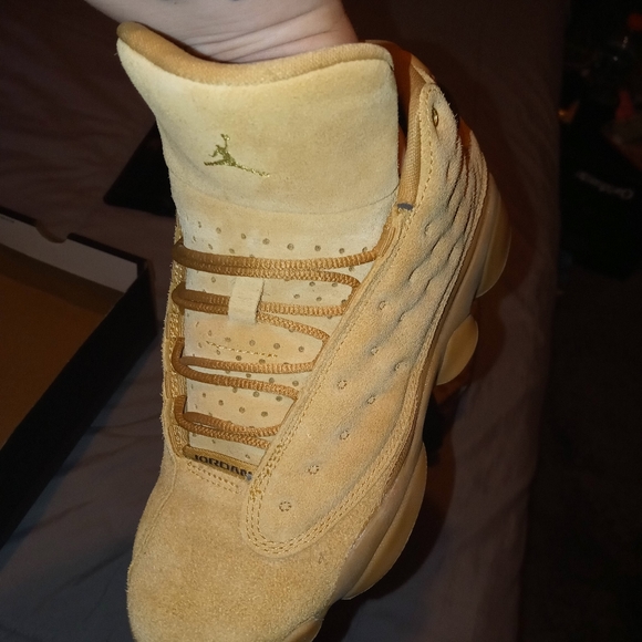 Jordans - Picture 2 of 4